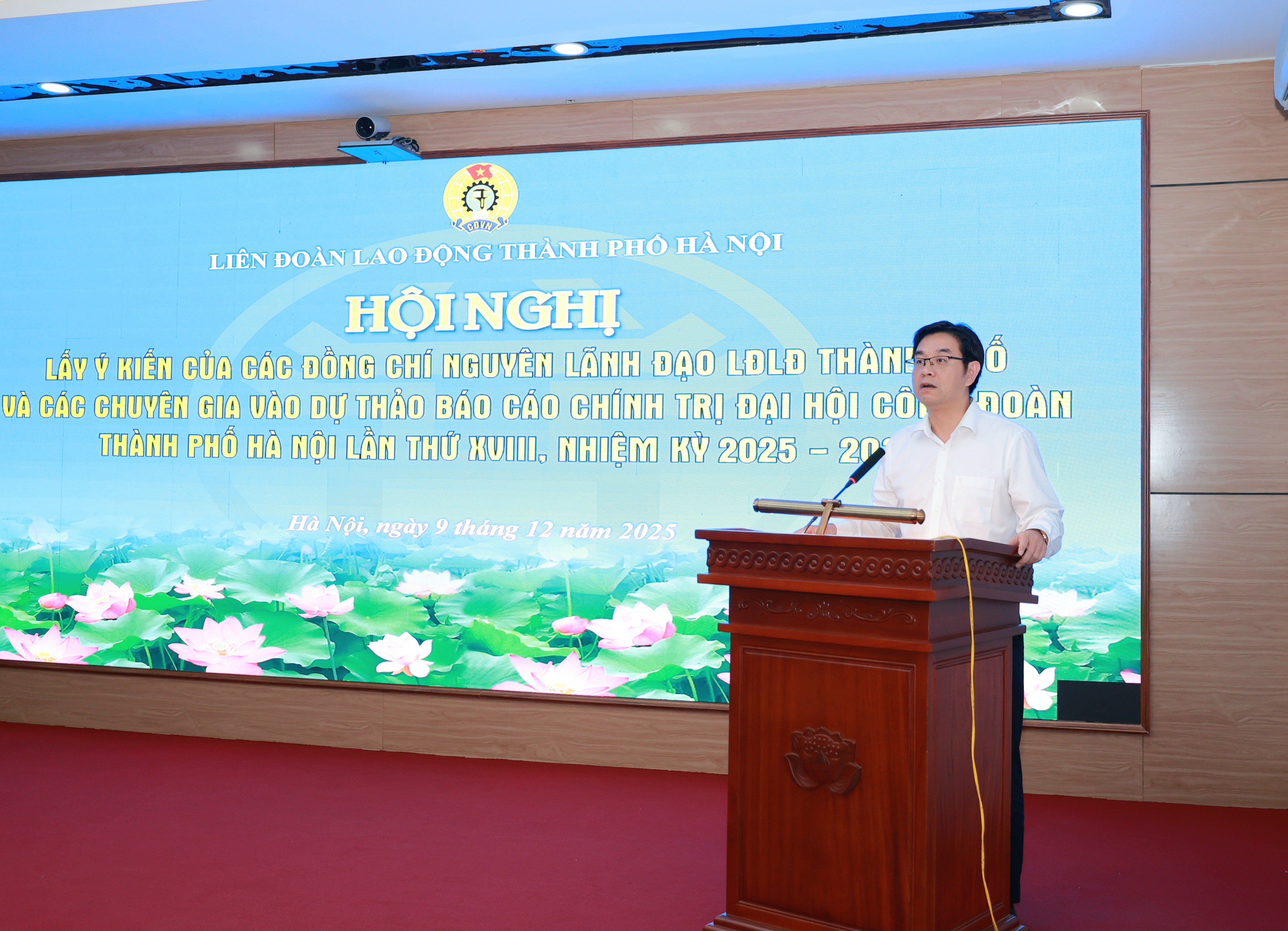 Hoàn thiện báo cáo chính trị Đại hội XVIII Công đoàn Thủ đô từ thực tiễn và tầm nhìn chiến lược