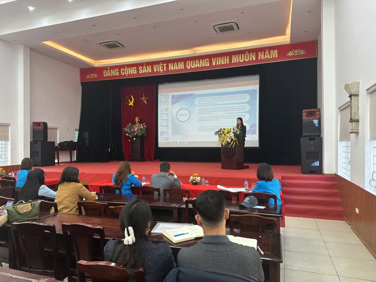 Công đoàn phường Hoàn Kiếm tập huấn nghiệp vụ tổ chức Đại hội Công đoàn cơ sở nhiệm kỳ 2025-2030