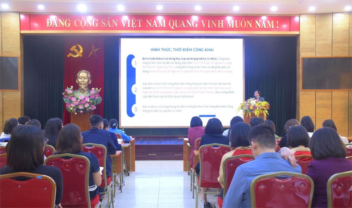 Công đoàn phường Cửa Nam tập huấn nghiệp vụ tài chính, siết chặt kỷ cương quản lý trong nhiệm kỳ mới