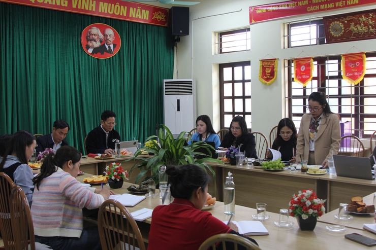 Khảo sát, đánh giá ngoài Trường Mầm non Đồng Lạc hướng tới chuẩn quốc gia
