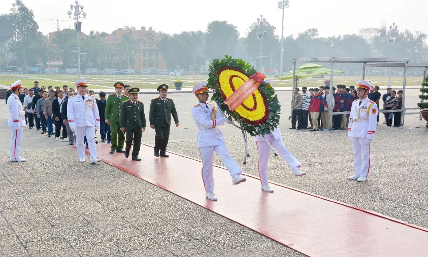 Công an Hà Nội đón tiếp đoàn người có uy tín đồng bào dân tộc thiểu số tỉnh Điện Biên thăm, học tập kinh nghiệm