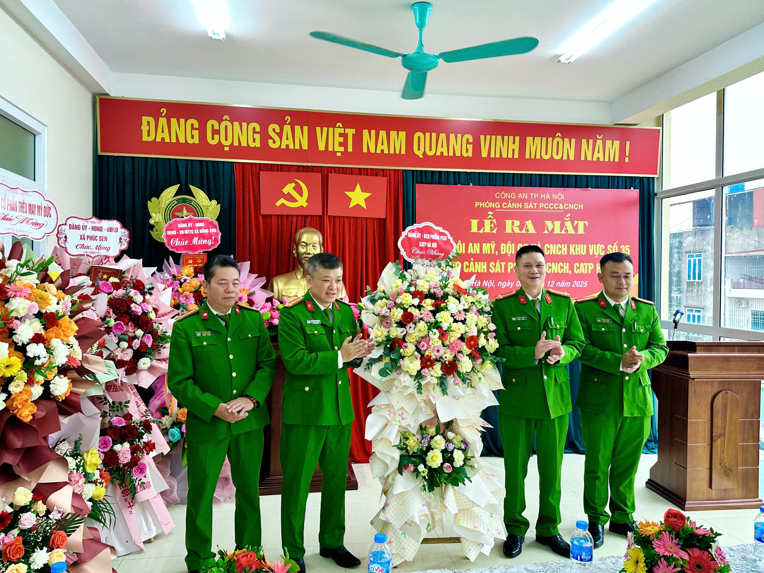 Ra mắt Phân đội An Mỹ, tăng cường lực lượng PCCC&CNCH thường trực tại địa bàn xã Hồng Sơn, Phúc Sơn
