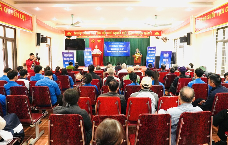 Xã Thiên Lộc lan tỏa phong trào “Bình dân học vụ số”, đưa kỹ năng số đến gần hơn với người dân