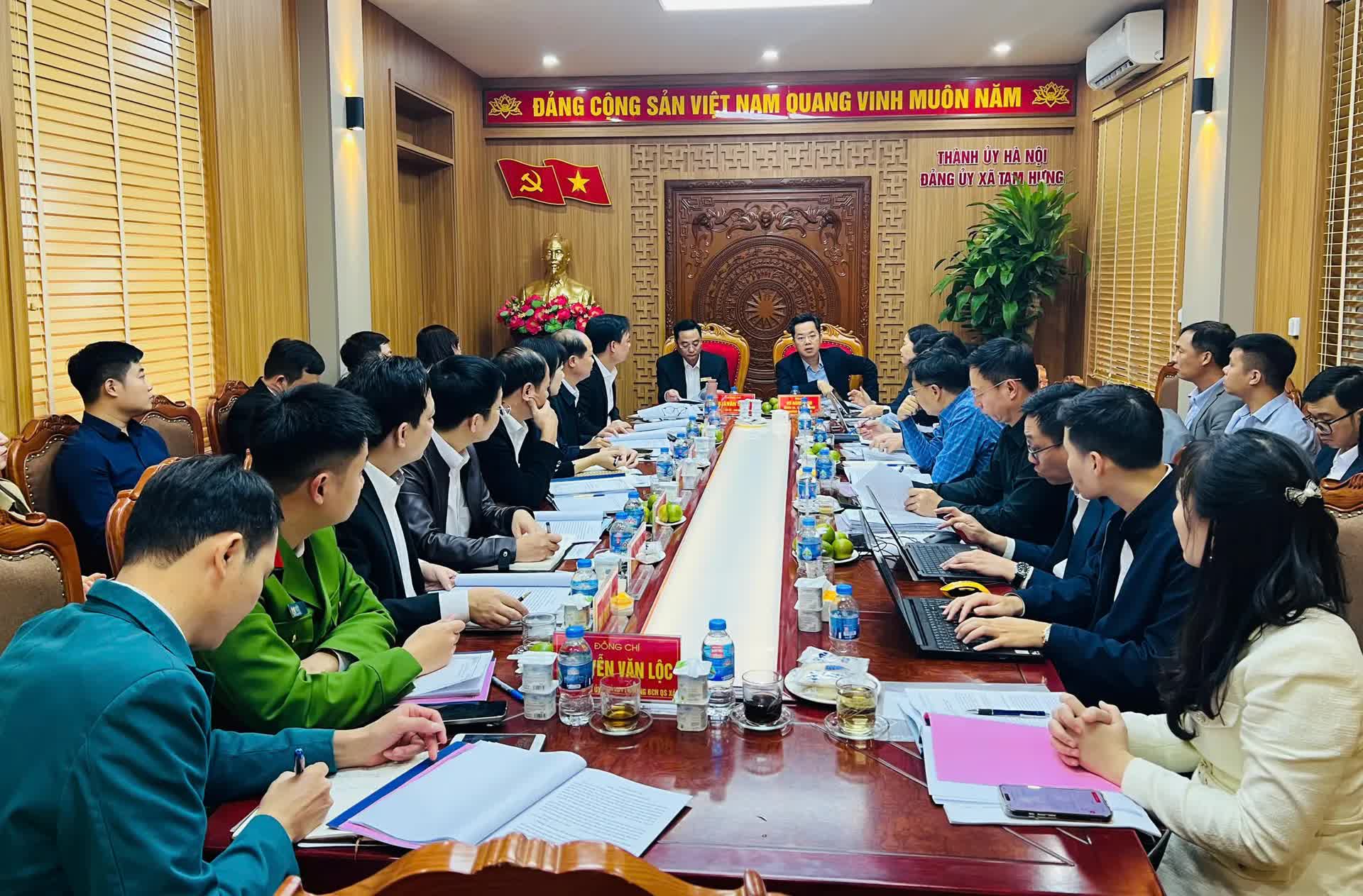 Thành ủy Hà Nội giám sát việc thực hiện các chuyên đề trọng tâm, cấp bách tại xã Tam Hưng