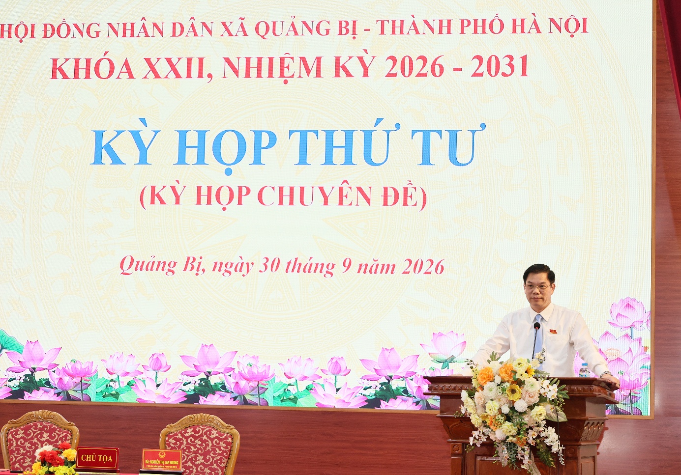 HĐND xã Quảng Bị thông qua 2 nghị quyết về tổ chức bộ máy và biên chế