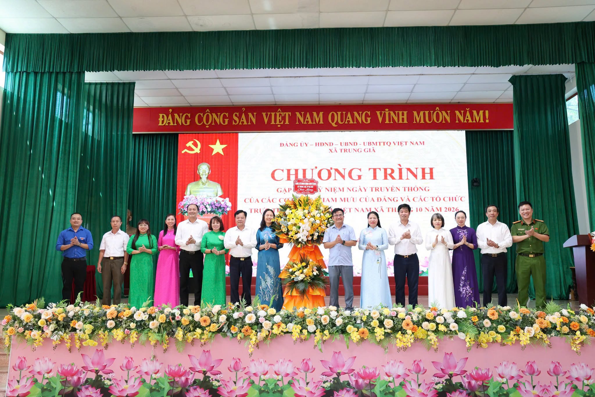 Xã Trung Giã: Phát huy truyền thống, nâng cao chất lượng công tác xây dựng Đảng và hệ thống chính trị
