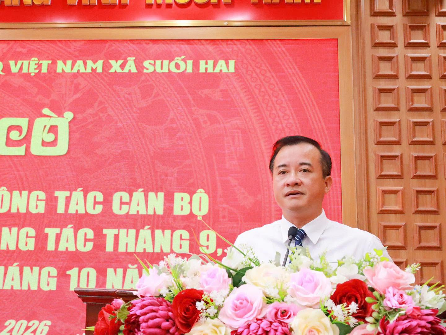 Xã Suối Hai công bố các quyết định về công tác cán bộ, triển khai nhiệm vụ tháng 10 năm 2026