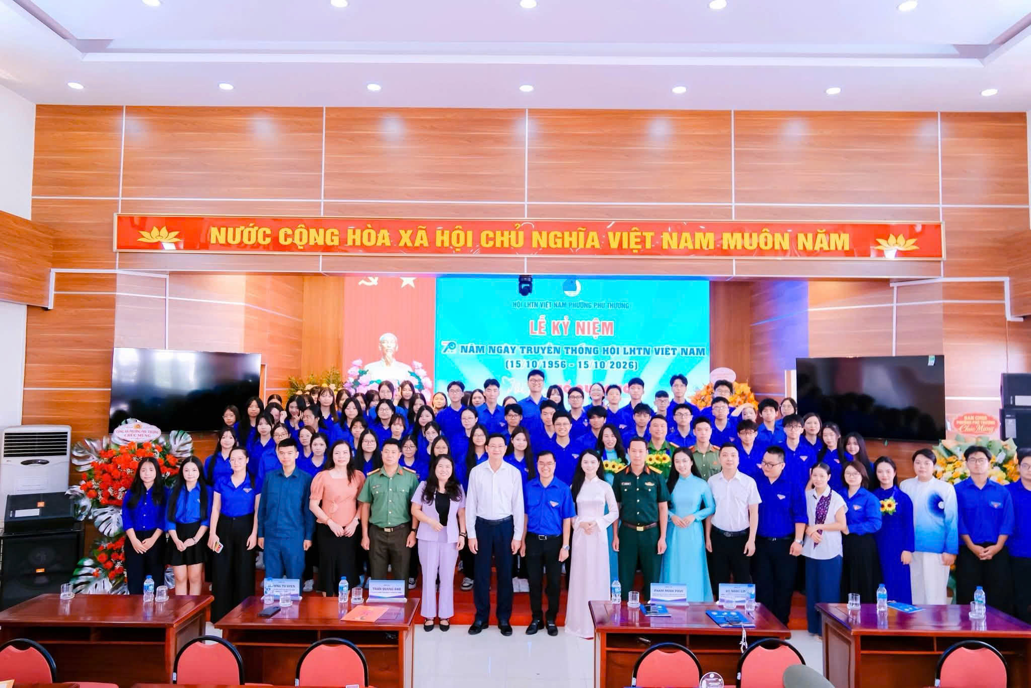 Thanh niên Phú Thượng tiếp lửa 70 năm khát vọng cống hiến, tự tin trong tương lai số