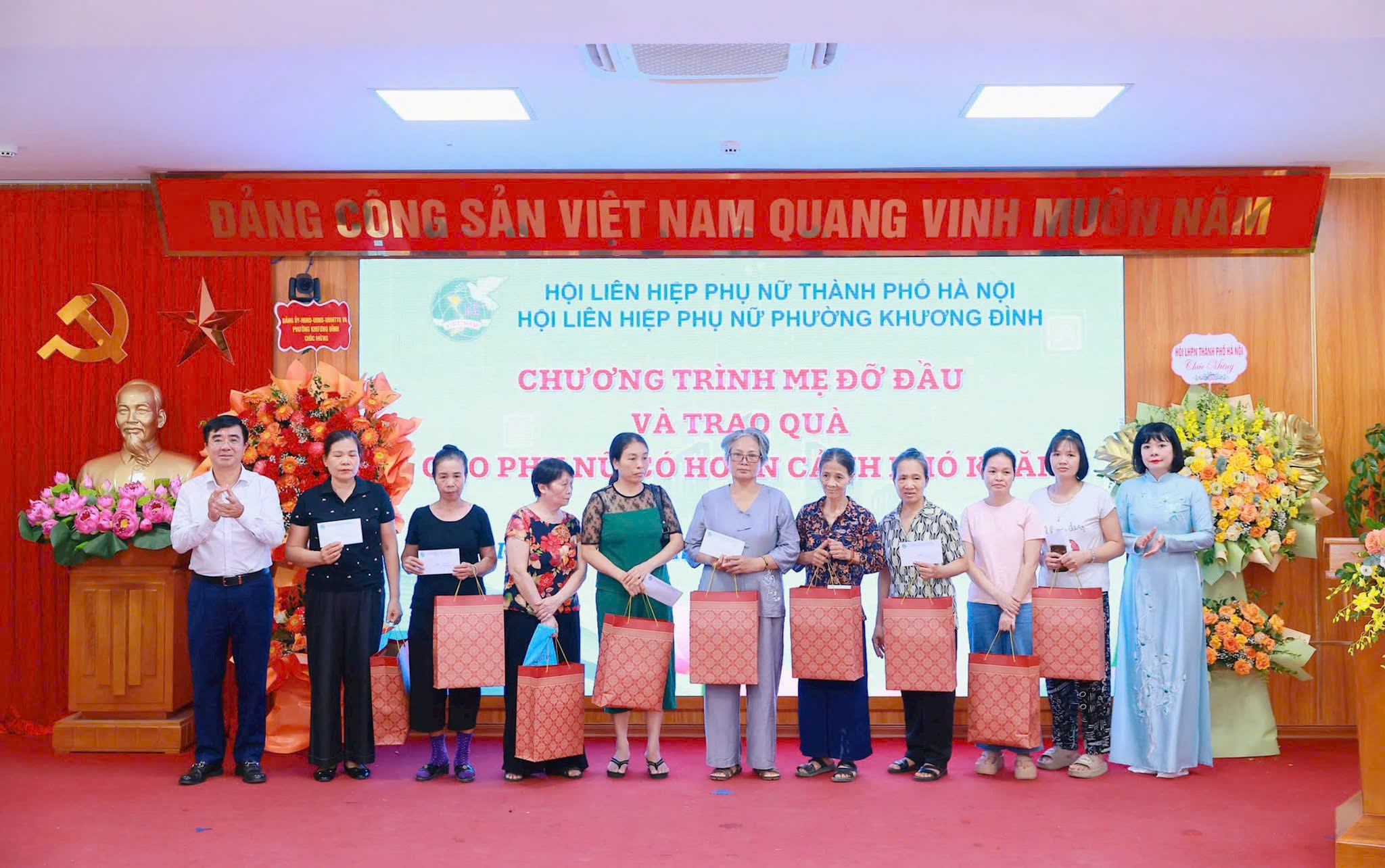 Phường Khương Đình phát huy vai trò phụ nữ trong xây dựng đô thị văn minh, thúc đẩy chuyển đổi số
