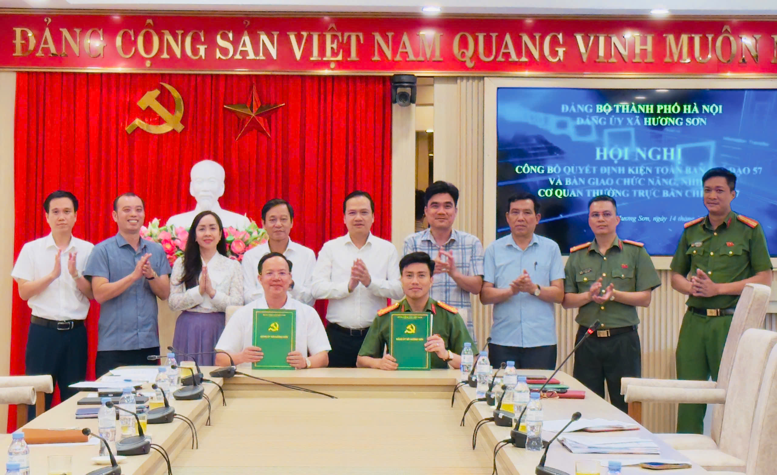 Xã Hương Sơn kiện toàn Ban Chỉ đạo 57, thúc đẩy phát triển khoa học, công nghệ và chuyển đổi số