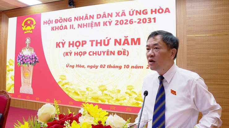 HĐND xã Ứng Hòa thông qua tổ chức lại 5 phòng chuyên môn, điều chỉnh ngân sách và đầu tư công