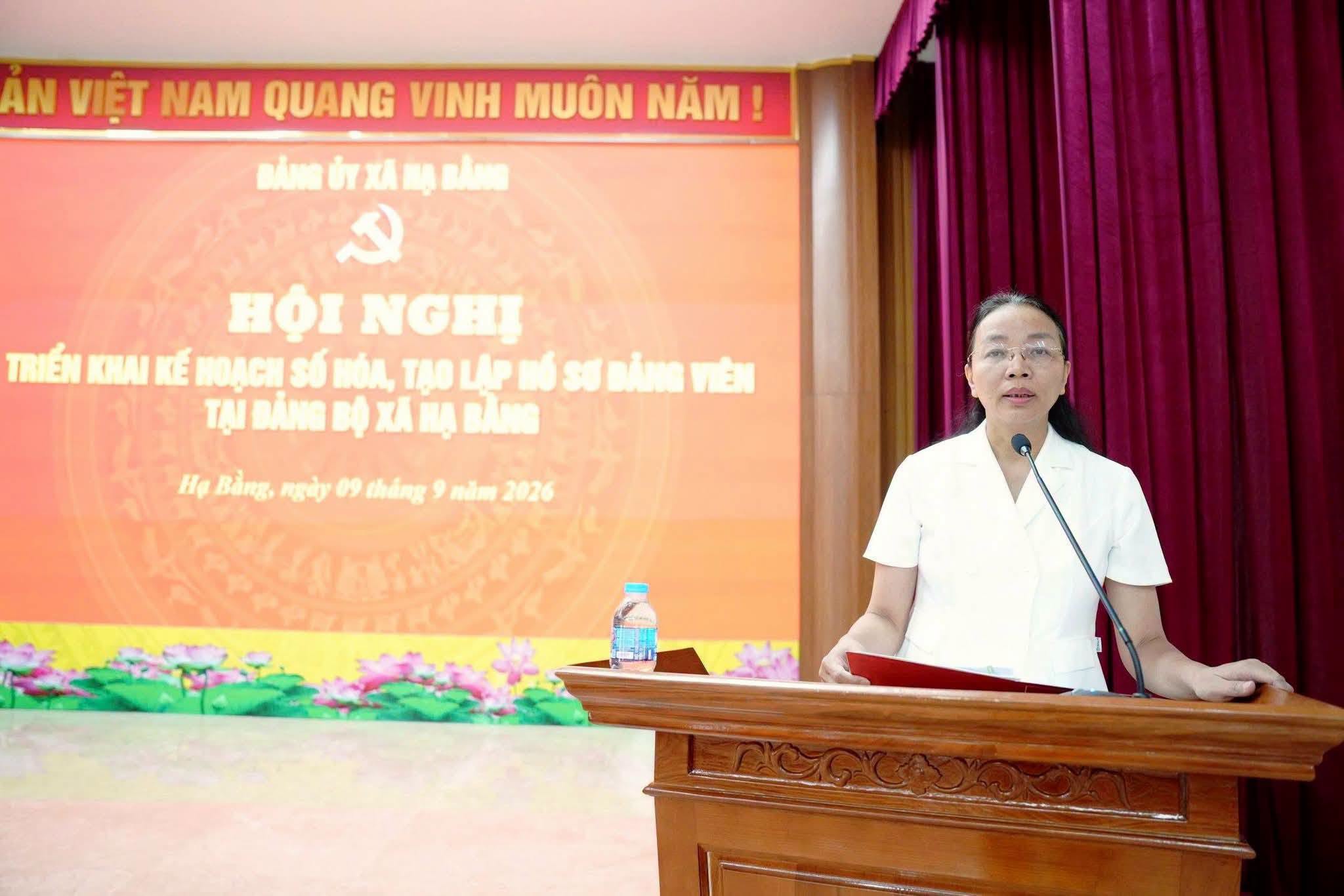 Xã Hạ Bằng đẩy nhanh số hóa hồ sơ đảng viên, nâng cao hiệu quả công tác xây dựng Đảng
