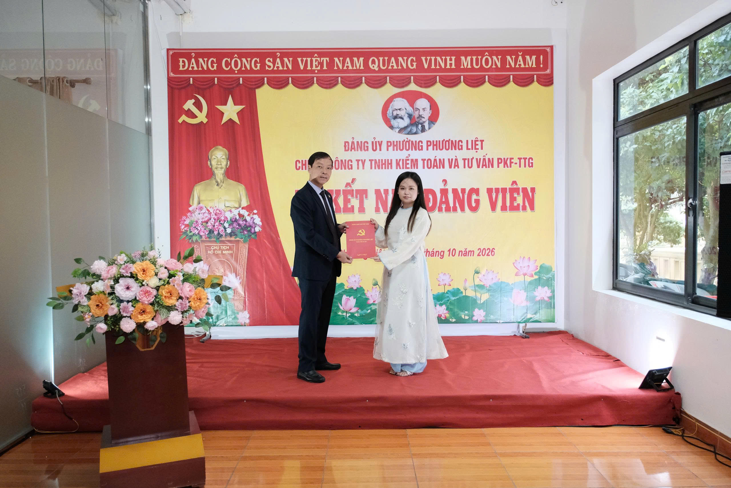 Phường Phương Liệt phát triển đảng viên trong khu vực ngoài nhà nước và đội ngũ doanh nhân