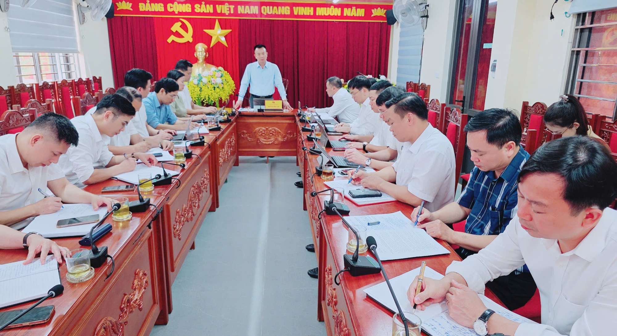 Xã Hát Môn triển khai đồng bộ giải pháp xử lý vi phạm đất đai