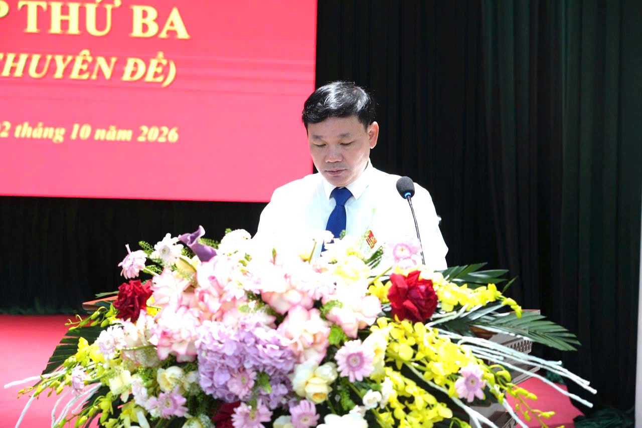 HĐND xã Liên Minh thông qua nghị quyết tổ chức lại các phòng chuyên môn