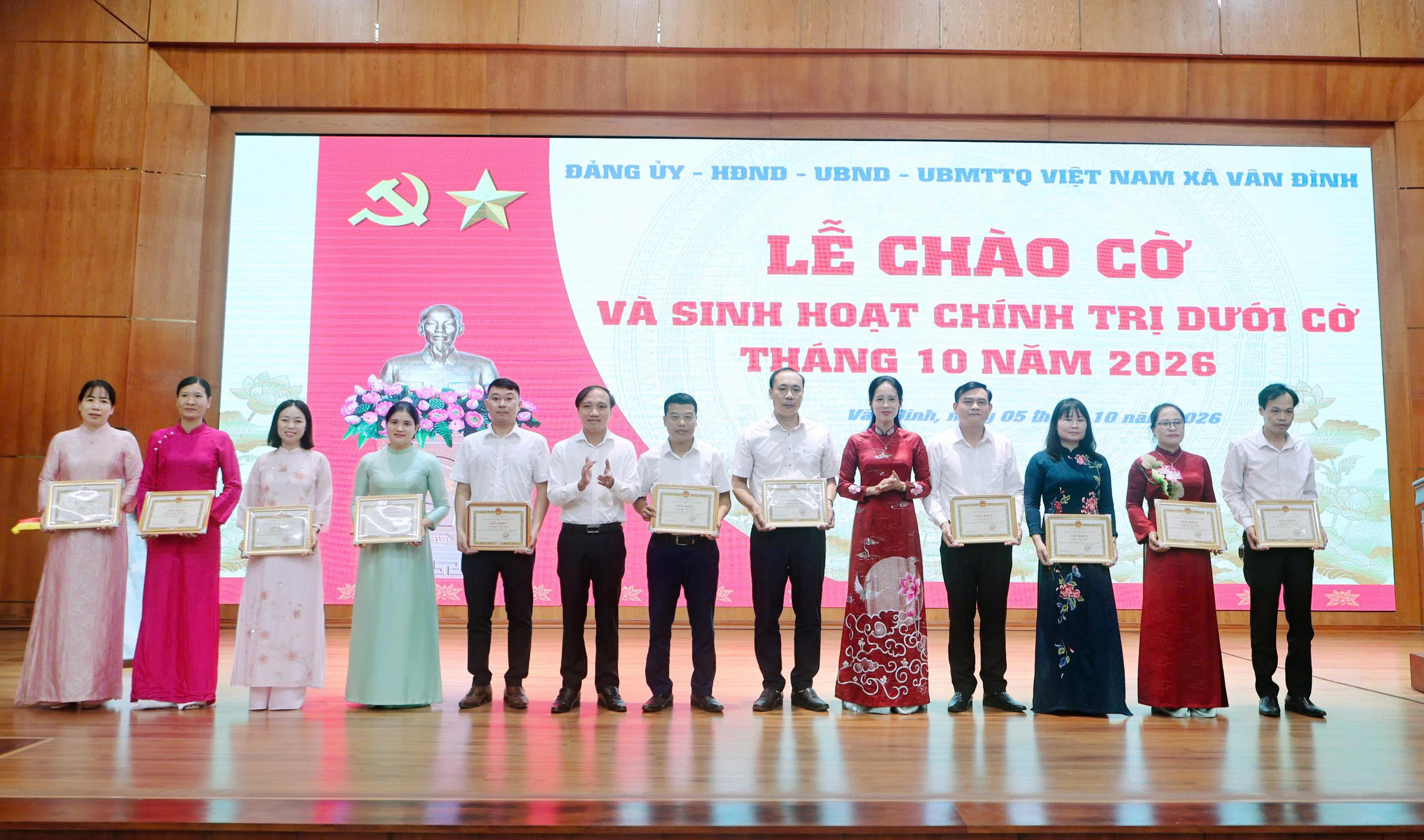 Xã Vân Đình quyết tâm triển khai thực hiện các nhiệm vụ trọng tâm trong tháng 10