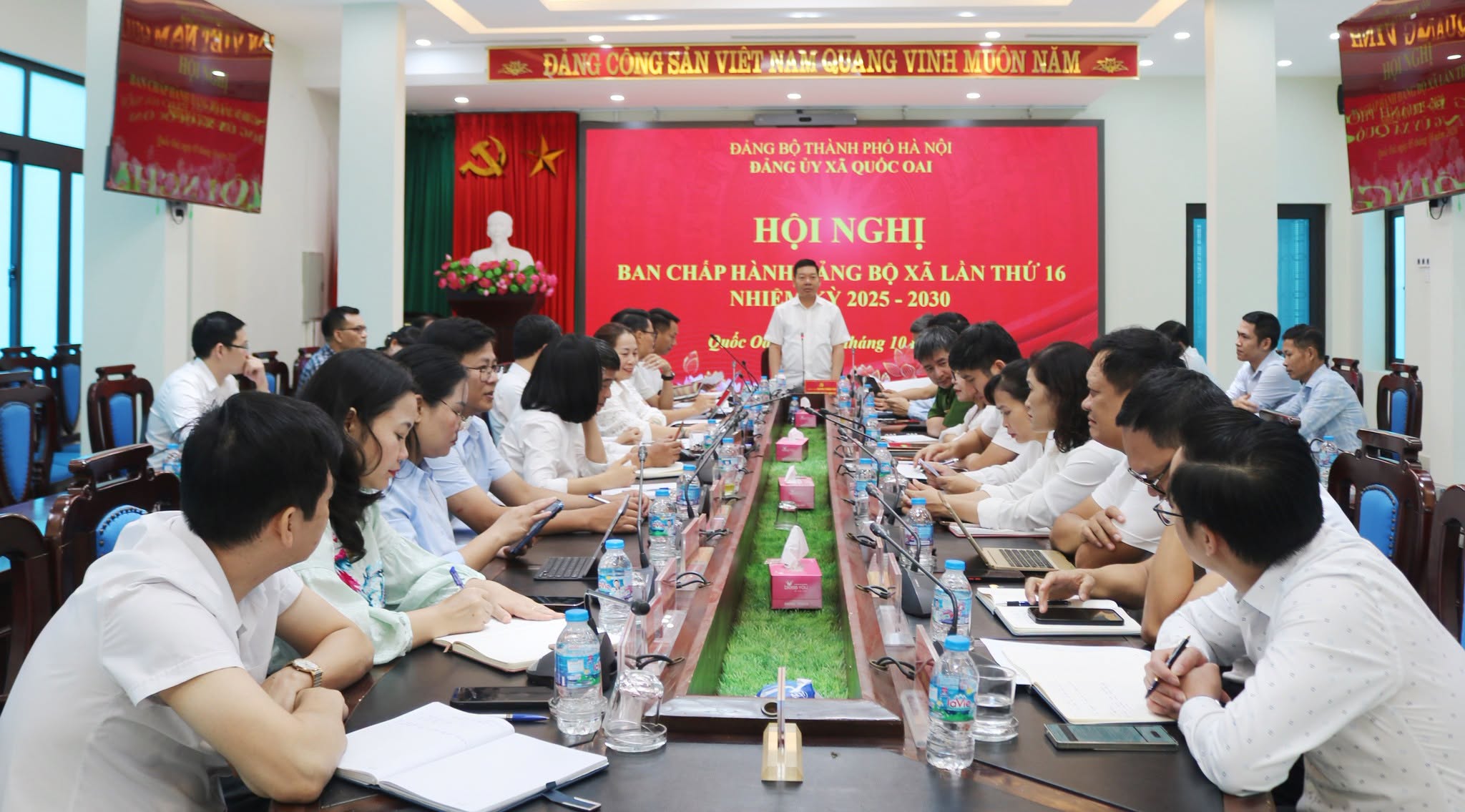 Ban Chấp hành Đảng bộ xã Quốc Oai khóa I, nhiệm kỳ 2025-2030 thống nhất phương án sắp xếp các tổ chức đảng trực thuộc