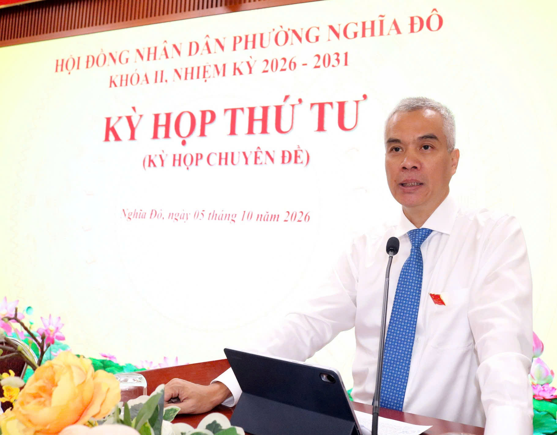 HĐND phường Nghĩa Đô thông qua các nghị quyết về tổ chức bộ máy, biên chế và đầu tư công