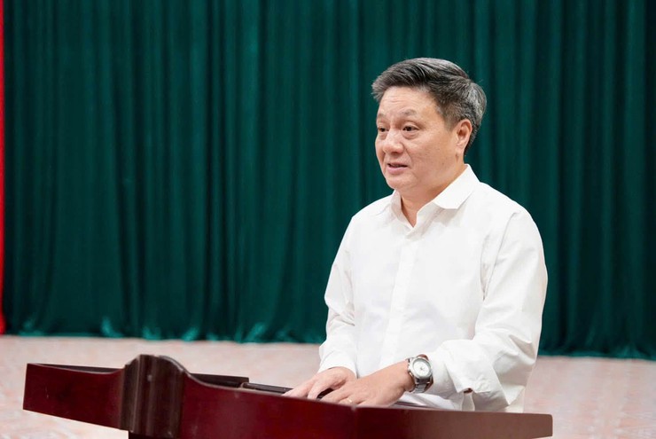 Bí thư Đảng ủy xã Thanh Oai dự sinh hoạt Chi bộ TDP Đỗ Động, lắng nghe kiến nghị từ cơ sở