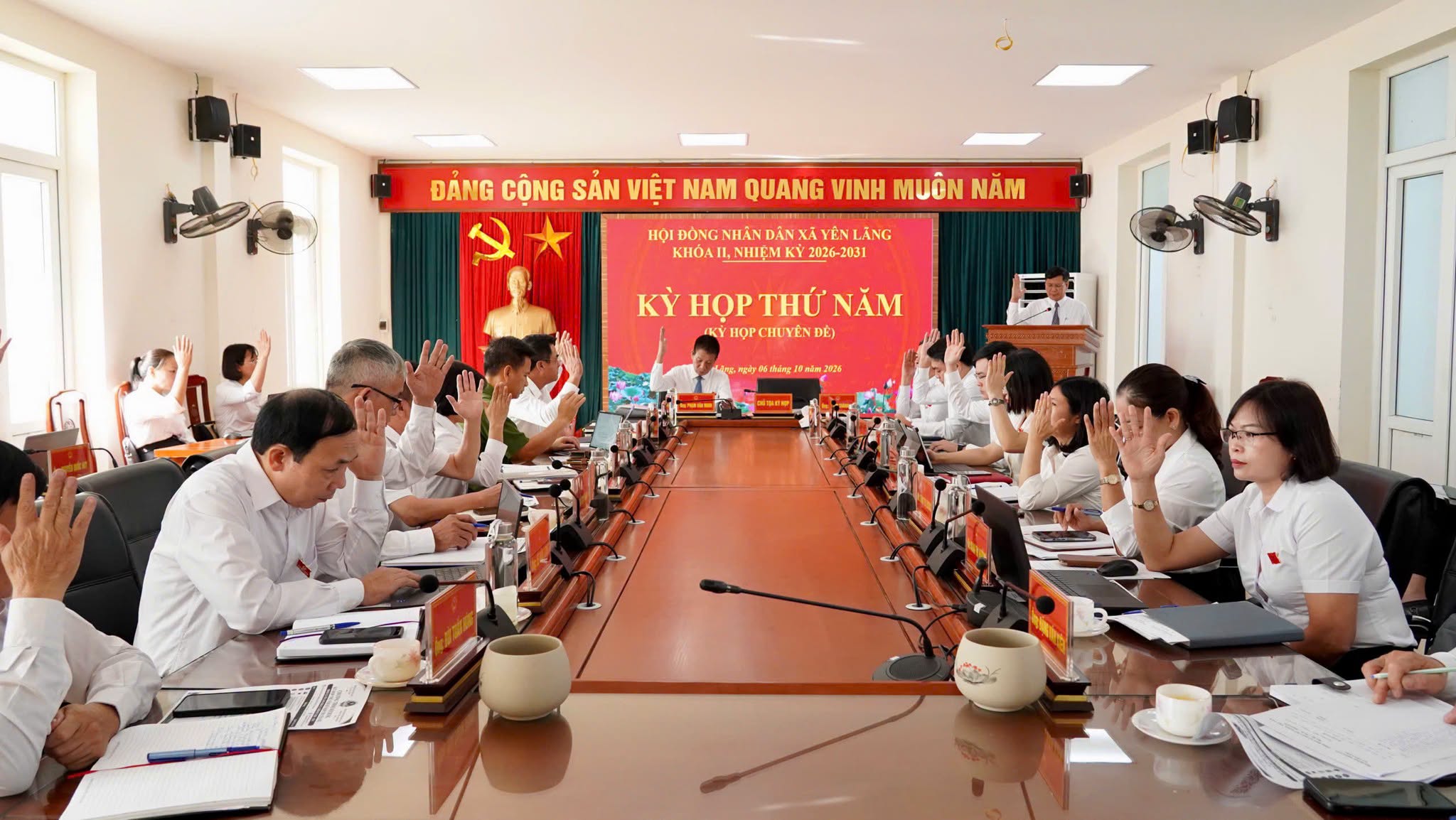 HĐND xã Yên Lãng tập trung sắp xếp bộ máy, hoàn thiện tiêu thoát nước và đầu tư công