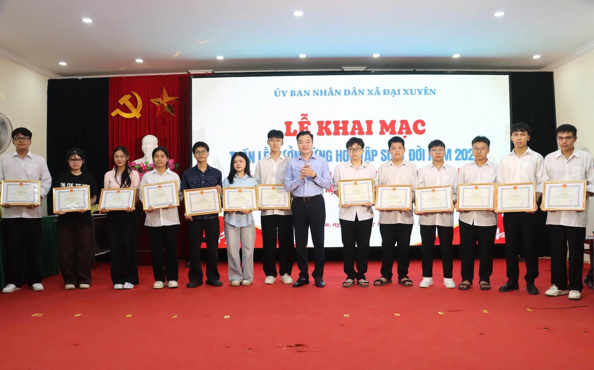 Xã Đại Xuyên thúc đẩy học tập suốt đời, nâng cao năng lực số trong cộng đồng