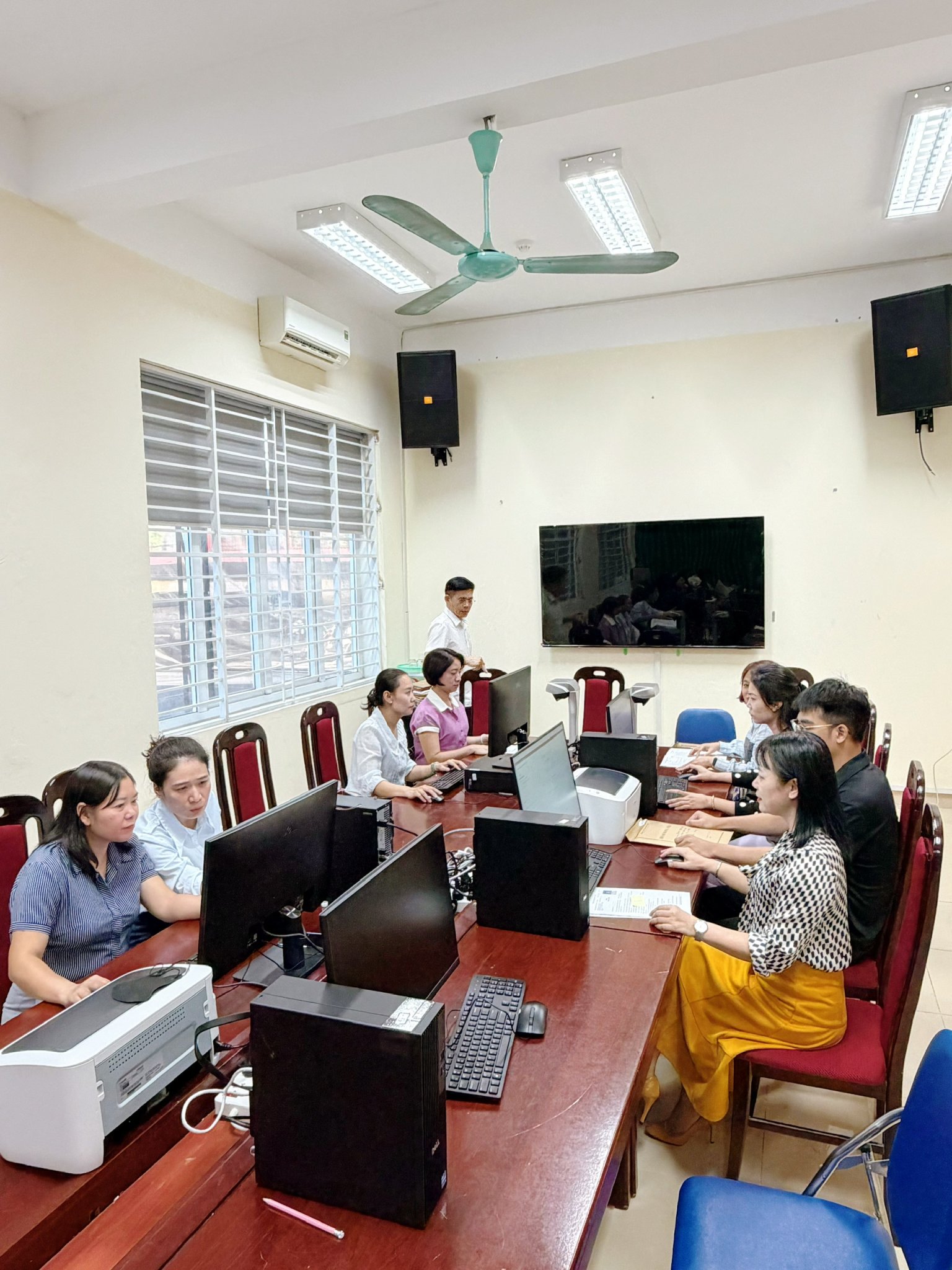Phường Đông Ngạc đẩy nhanh số hóa 5.400 hồ sơ đảng viên