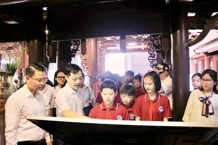 Phường Phú Thượng đưa các giá trị văn hóa truyền thống vào không gian số