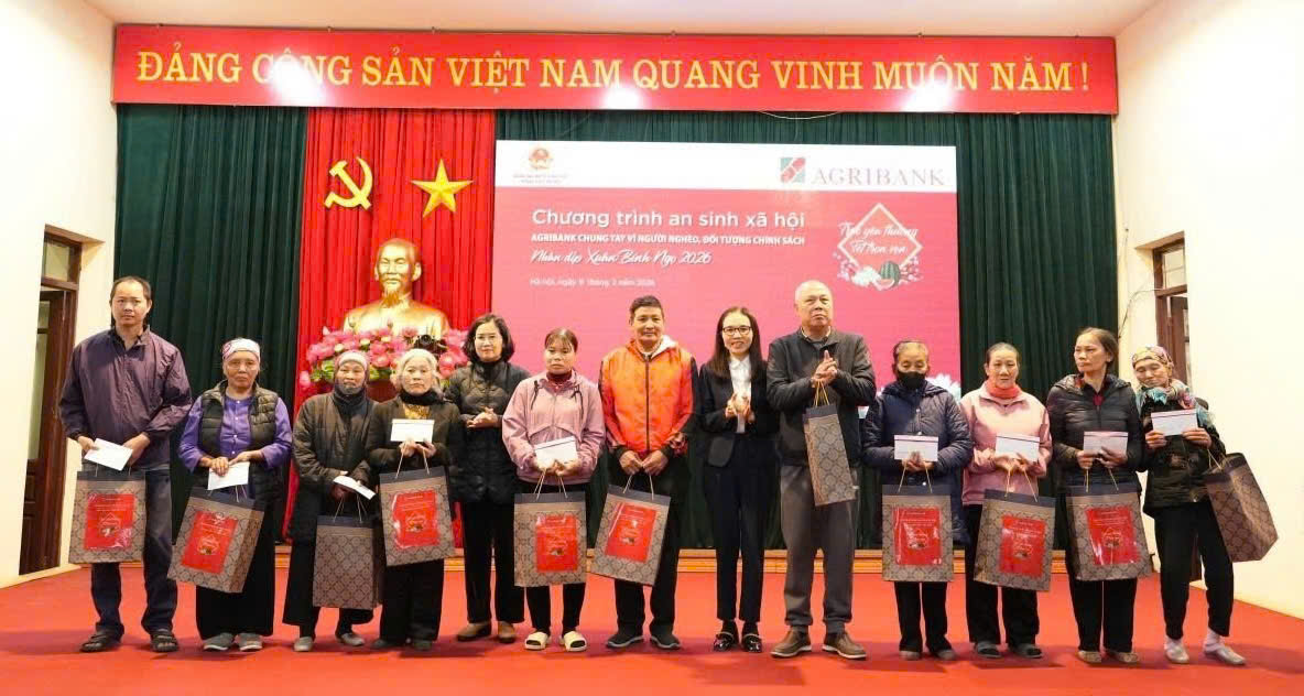 Xã Liên Minh trao 235 suất quà Tết, lan tỏa tinh thần sẻ chia trước thềm Xuân Bính Ngọ 2026