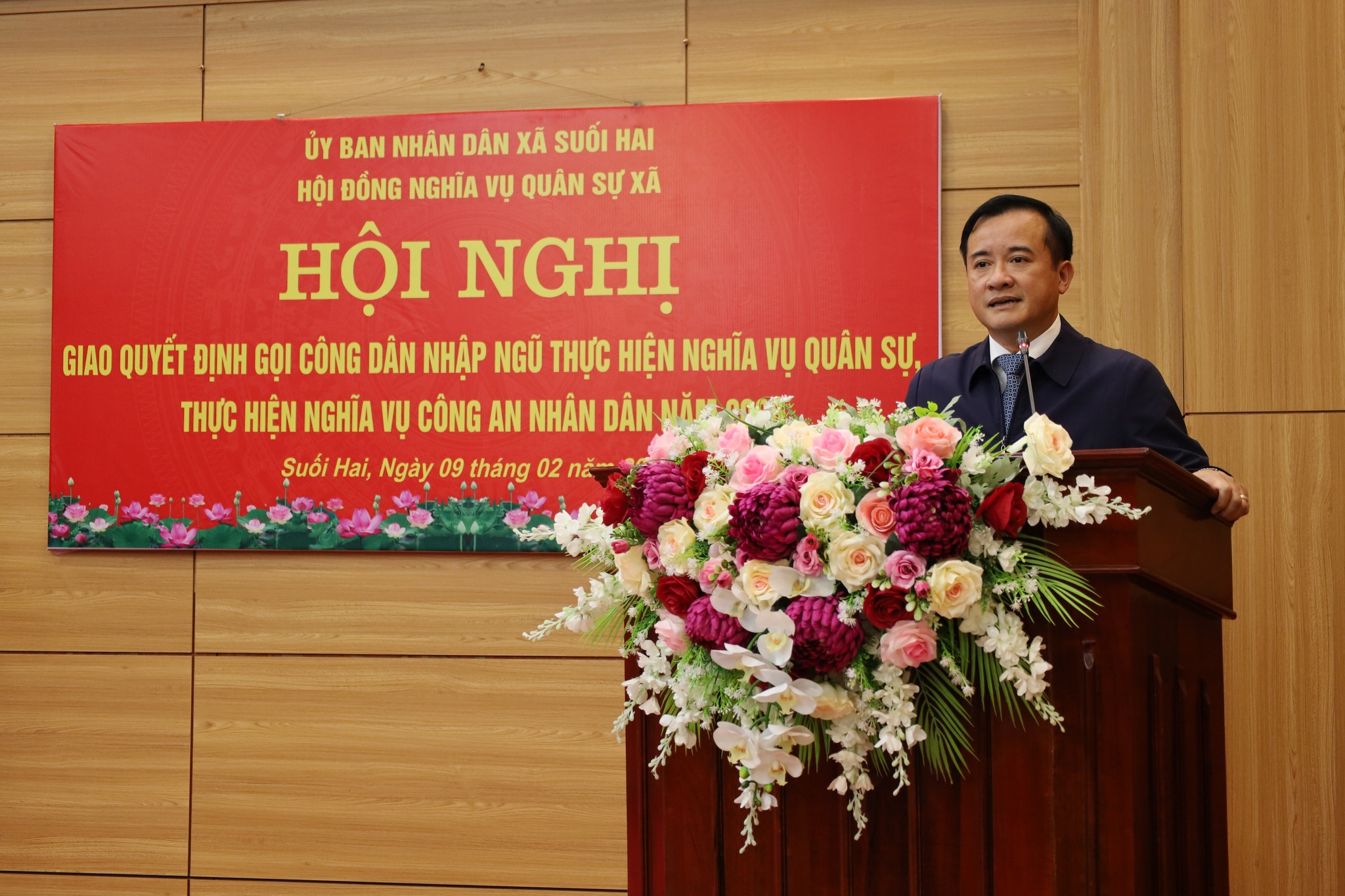 Xã Suối Hai trao quyết định gọi hơn 30 thanh niên lên đường thực hiện nghĩa vụ năm 2026