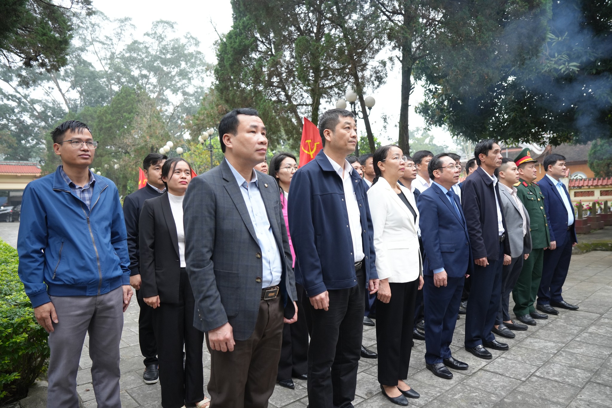 Xã Hạ Bằng dâng hương tưởng niệm Chủ tịch Hồ Chí Minh và các anh hùng liệt sĩ trước thềm Xuân Bính Ngọ 2026