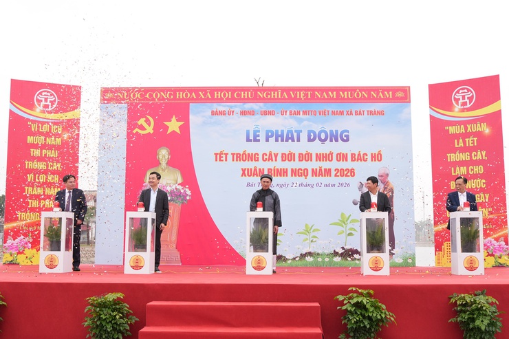 Xã Bát Tràng phát động Tết trồng cây mùa Xuân năm 2026, lan tỏa ý thức bảo vệ môi trường