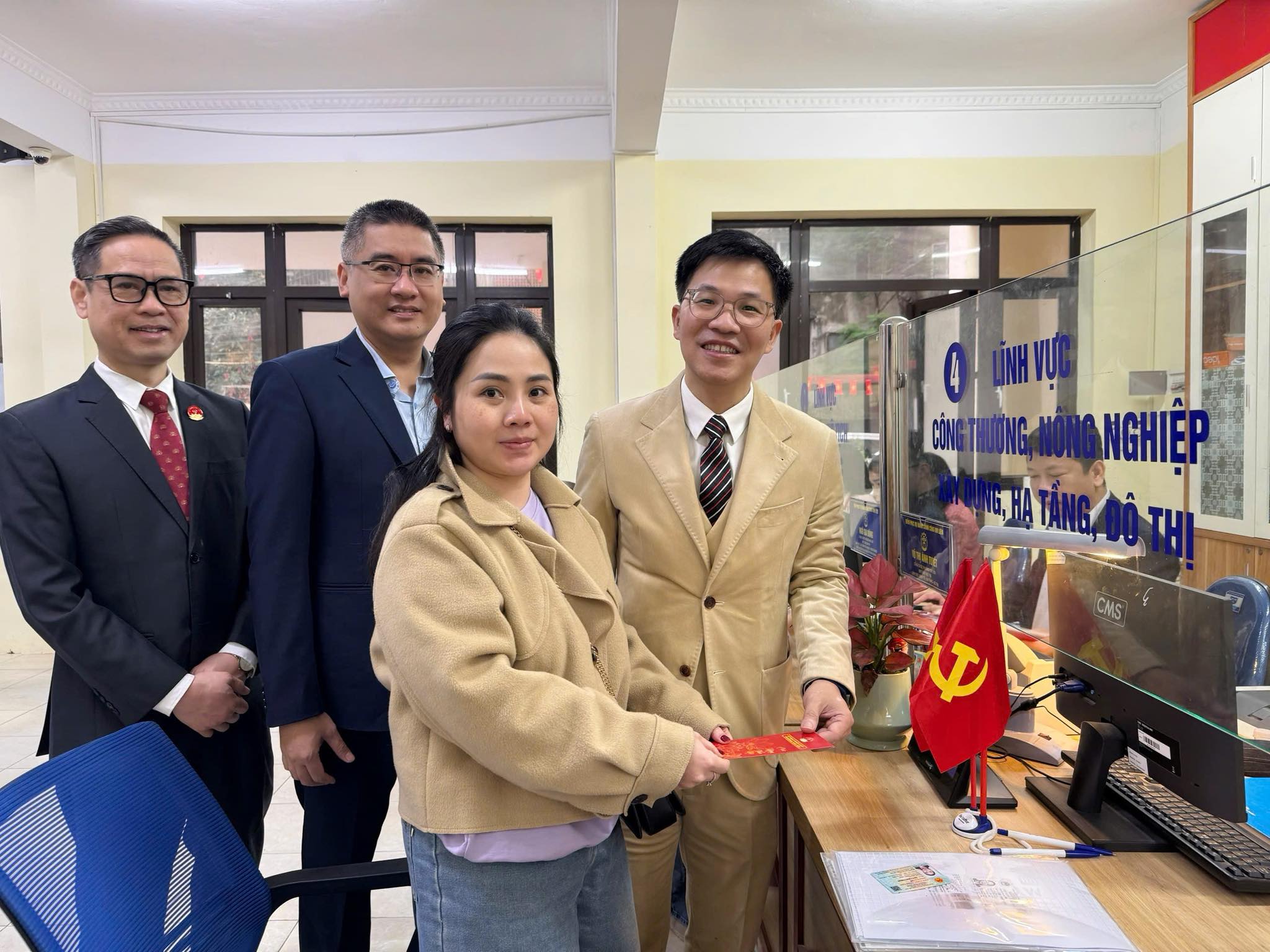 Phường Kim Liên khởi động năm mới bằng kỷ cương công vụ, bảo đảm giải quyết thủ tục hành chính thông suốt