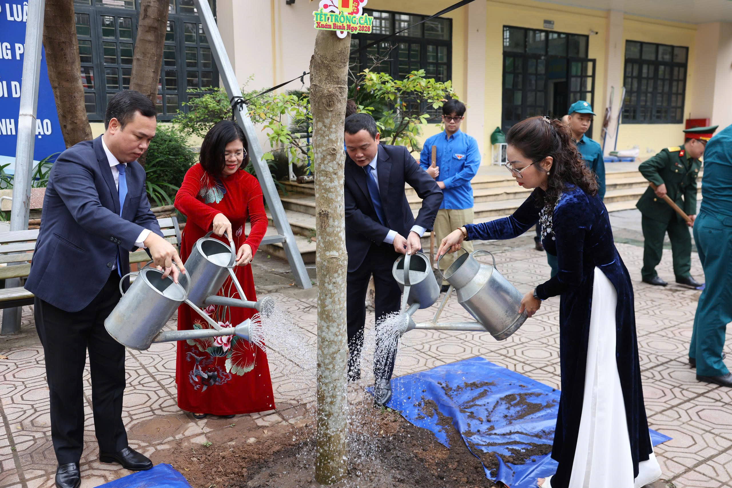 Phường Láng phát động “Tết trồng cây đời đời nhớ ơn Bác Hồ” Xuân Bính Ngọ 2026, quyết tâm kiến tạo không gian đô thị xanh