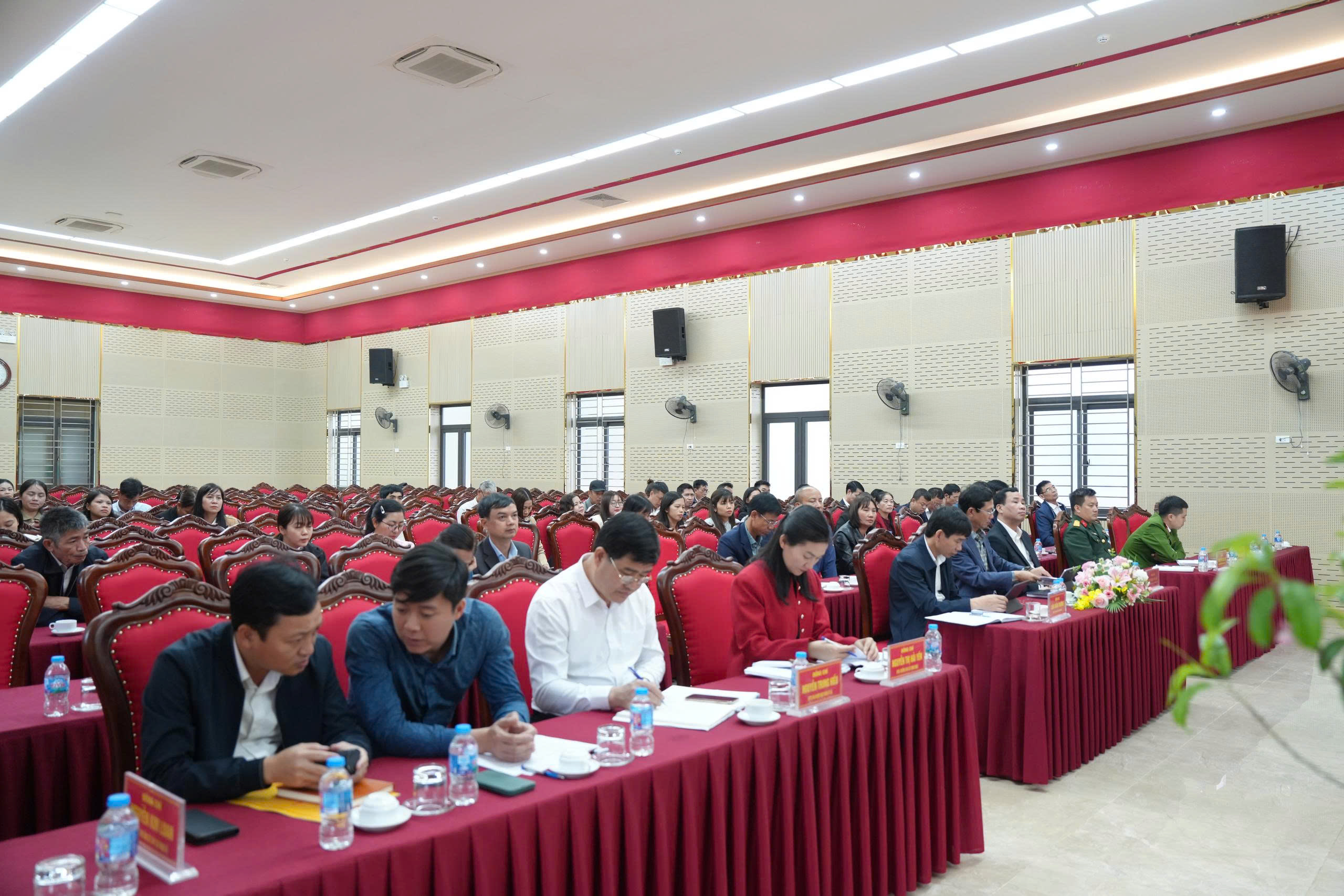 Xã Hạ Bằng triển khai kế hoạch tiếp xúc cử tri, bảo đảm vận động bầu cử dân chủ, đúng luật