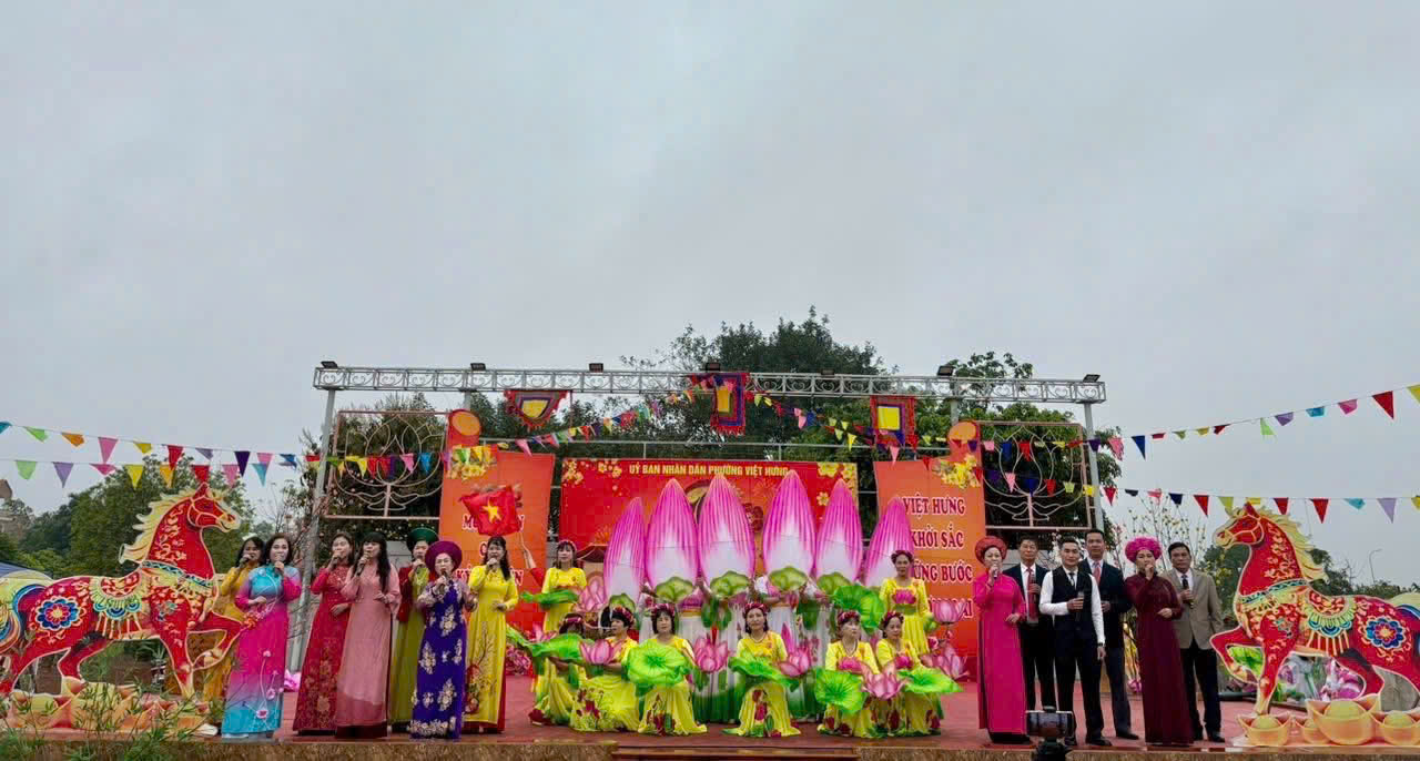 Phường Việt Hưng khai xuân tại Đình Thanh Am, lan tỏa khí thế thi đua từ di tích lịch sử Quốc gia