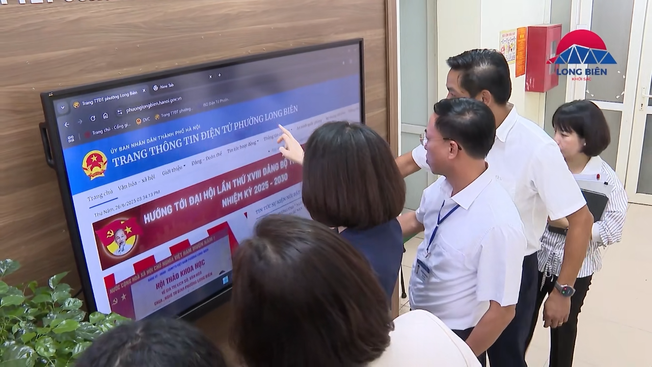 Phường Long Biên: Đẩy mạnh cải cách hành chính và chuyển đổi số trong đảng ngay từ những ngày đầu Xuân Bính Ngọ 2026