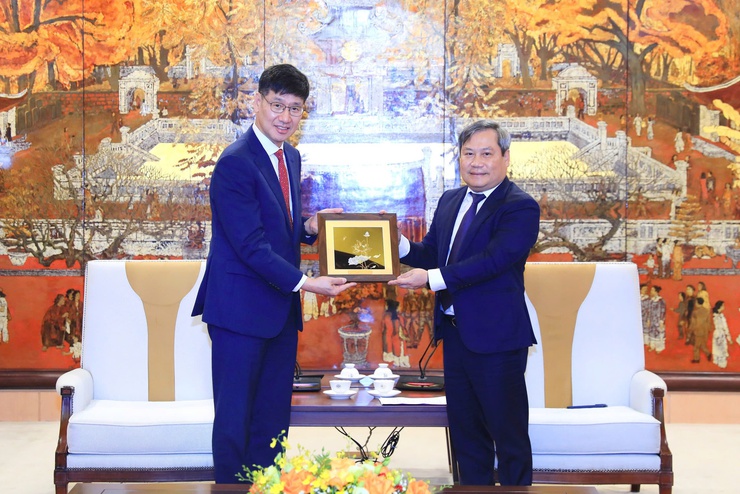 Hà Nội tăng tốc hợp tác công nghệ với Samsung, mở rộng không gian phát triển đổi mới sáng tạo