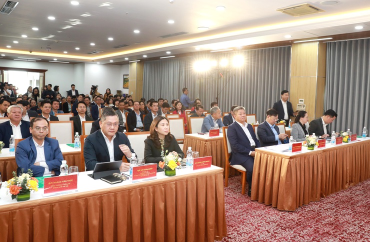 Kinh tế Thủ đô bứt tốc, tạo nền tảng tăng trưởng hai con số trong giai đoạn mới