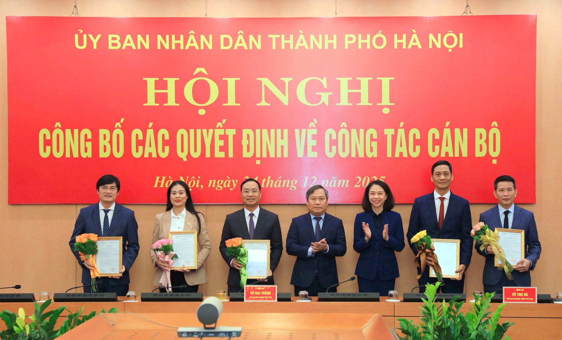 Hà Nội kiện toàn cán bộ chủ chốt, tạo động lực mới cho bộ máy hành chính Thủ đô