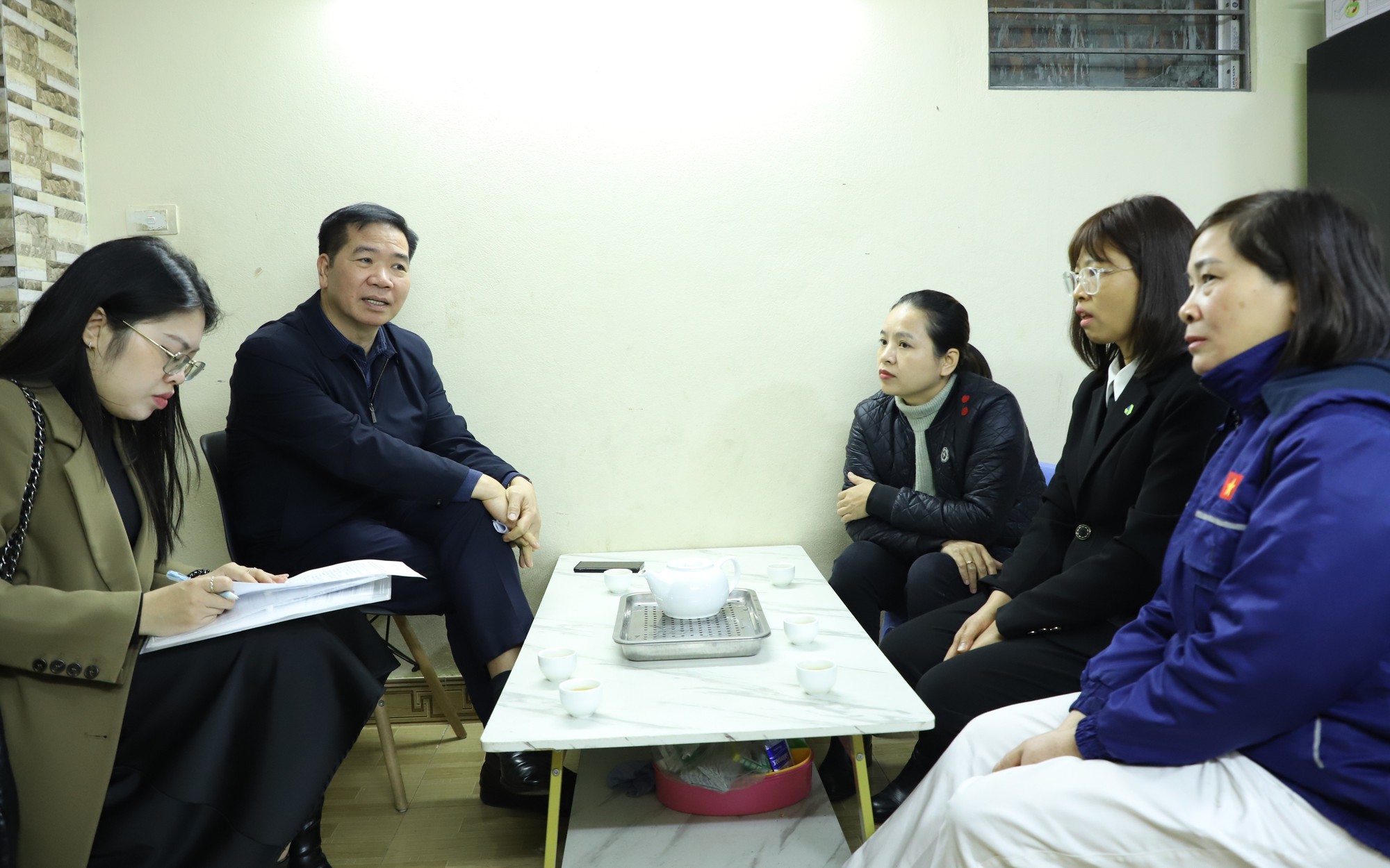 LĐLĐ thành phố Hà Nội khảo sát, đề xuất hỗ trợ sửa chữa “Mái ấm Công đoàn” cho đoàn viên khó khăn