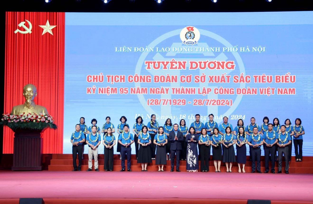 Hà Nội tuyên dương Chủ tịch Công đoàn cơ sở tiêu biểu, lan tỏa vai trò đối thoại và thương lượng tập thể