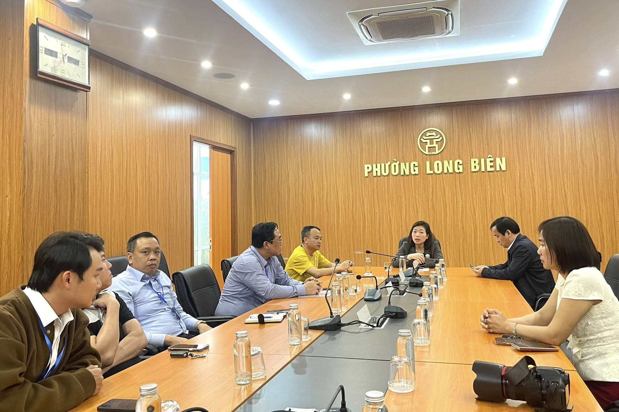 Phường Long Biên kiểm tra toàn diện công tác tuyên truyền trực quan phục vụ bầu cử