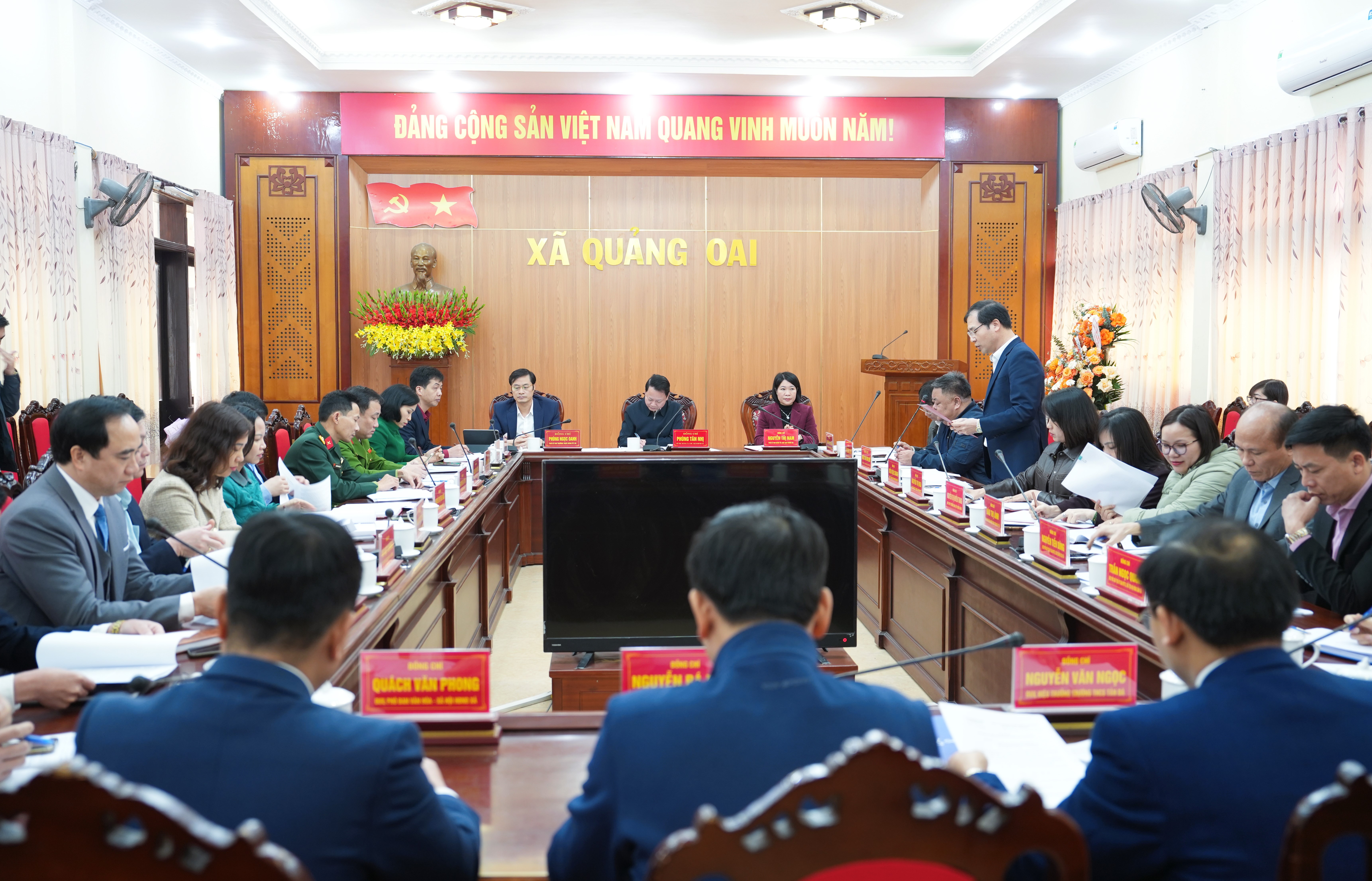 Đảng bộ xã Quảng Oai tổ chức hội nghị thực hiện quy trình giới thiệu tái cử các chức danh lãnh đạo nhiệm kỳ 2026-2031
