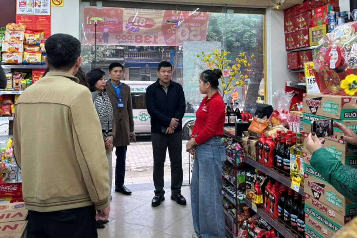 Siết chặt an toàn thực phẩm dịp Tết: Đoàn công tác thành phố kiểm tra, chỉ rõ “điểm nóng” tại xã Mỹ Đức