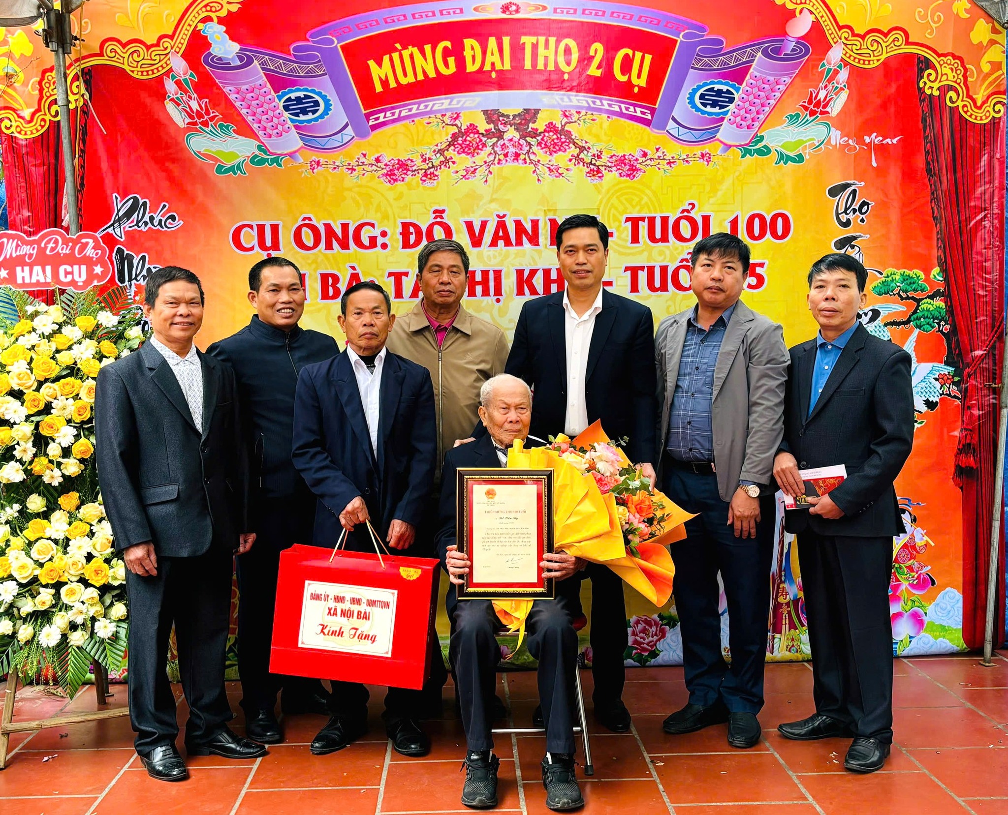 Xã Nội Bài thăm hỏi, tặng quà gia đình chính sách, người có công dịp Tết Bính Ngọ 2026