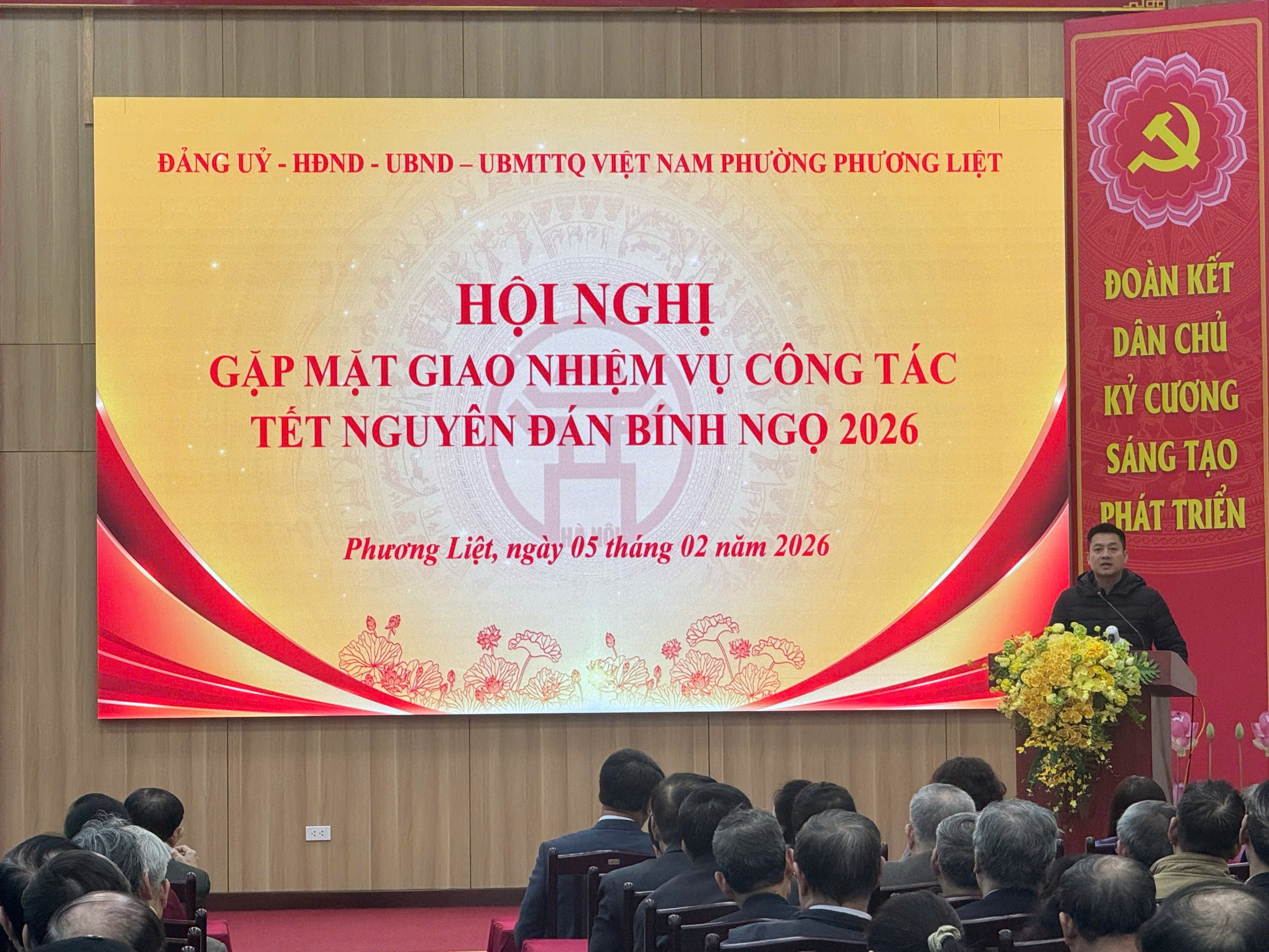 Phường Phương Liệt gặp mặt đội ngũ cán bộ cơ sở nhân dịp xuân Bính Ngọ 2026