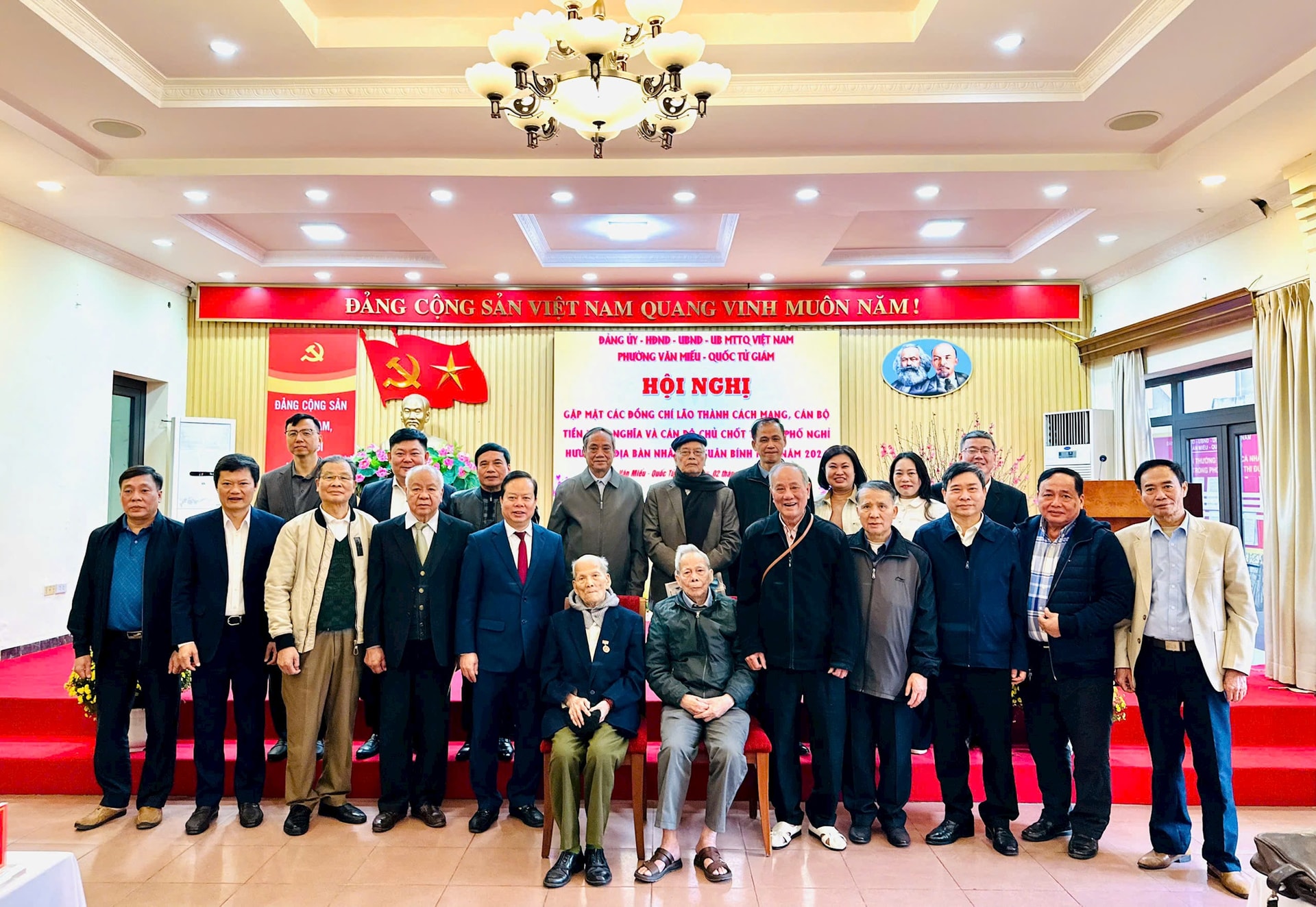 Phường Văn Miếu - Quốc Tử Giám gặp mặt lão thành cách mạng, cán bộ hưu trí nhân dịp Tết Bính Ngọ 2026