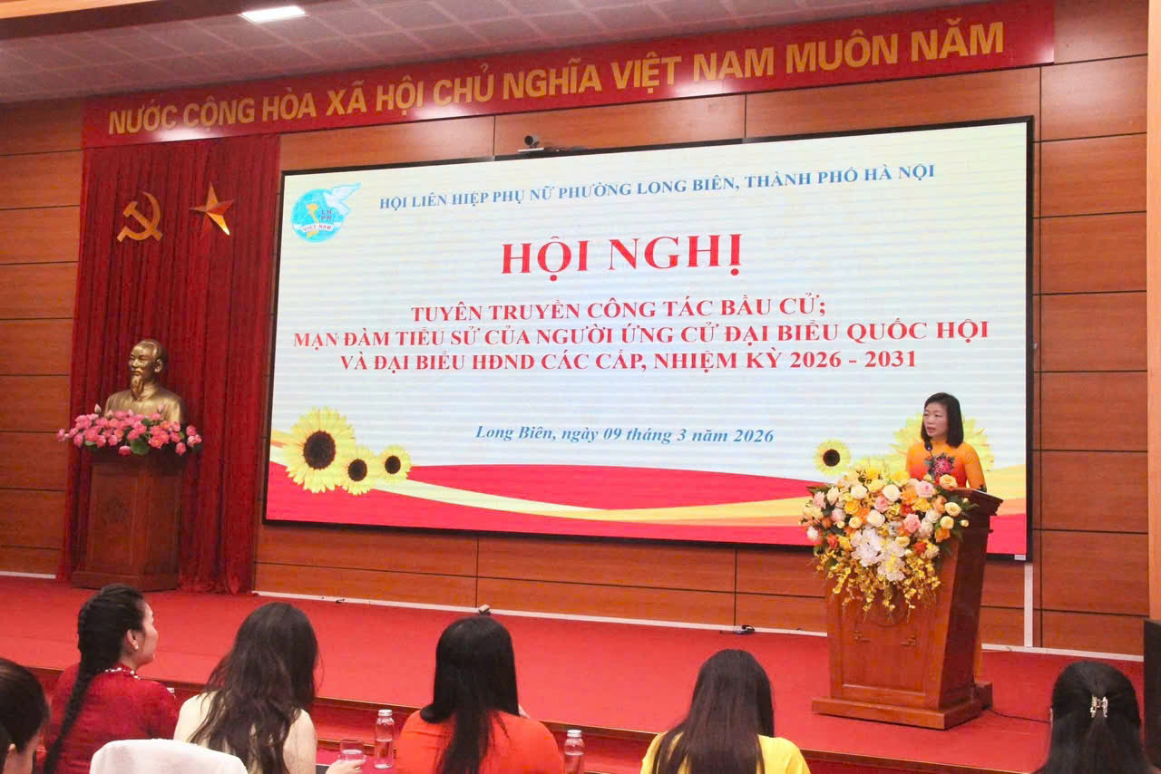 Phường Long Biên tăng cường tuyên truyền, mạn đàm tiểu sử người ứng cử trước thềm bầu cử Quốc hội khóa XVI và HĐND các cấp