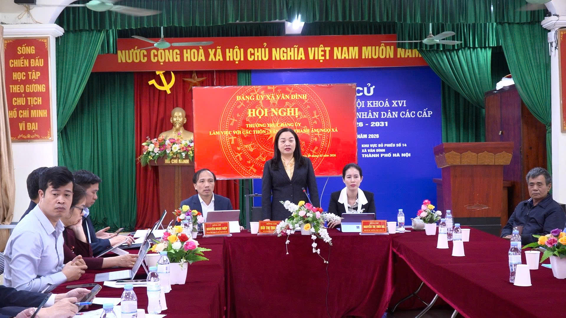 Đảng ủy xã Vân Đình làm việc với các thôn, tập trung nhiệm vụ phát triển kinh tế - xã hội và chuẩn bị bầu cử