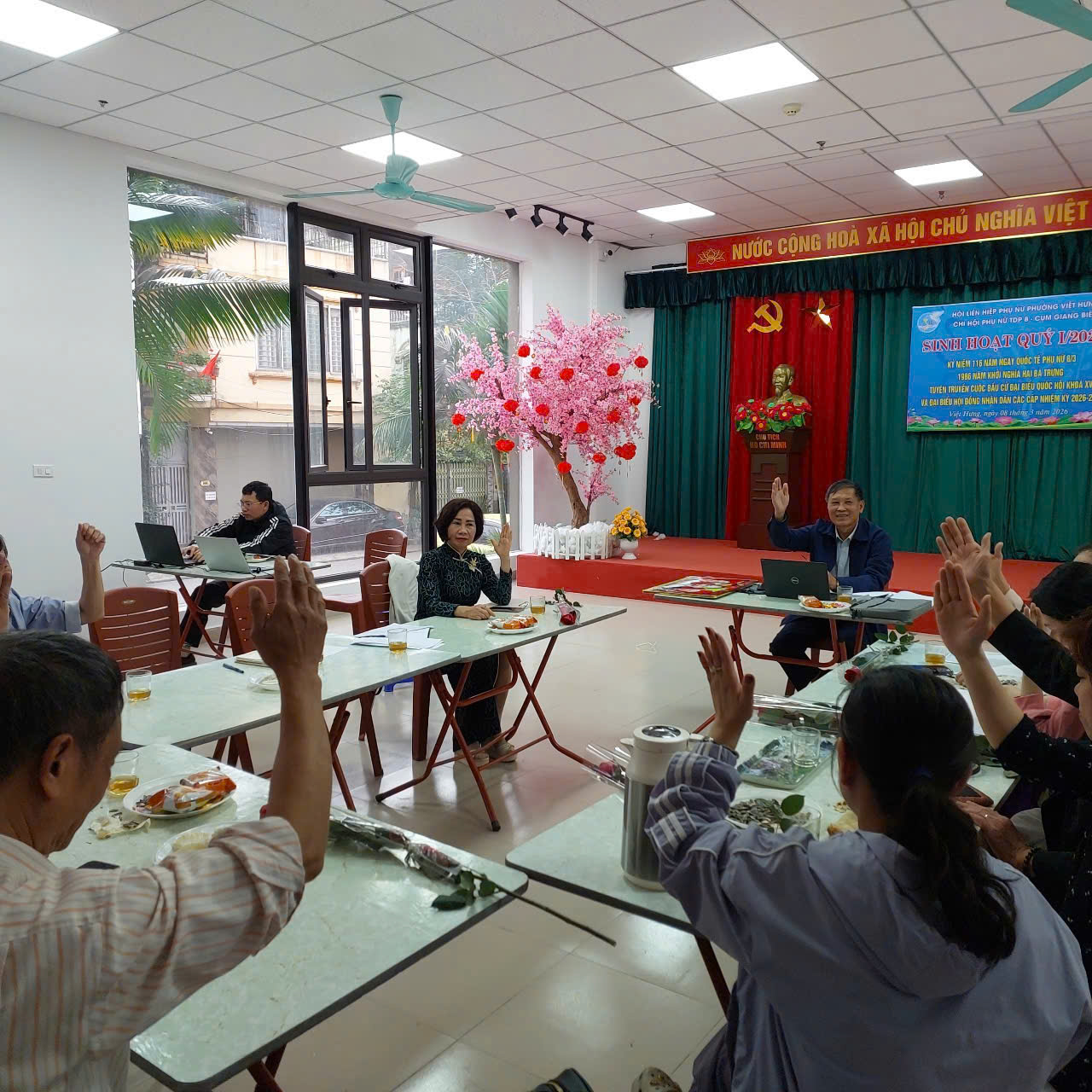 Phường Việt Hưng tổ chức sinh hoạt chính trị sâu rộng quán triệt Nghị quyết Đại hội XIV của Đảng